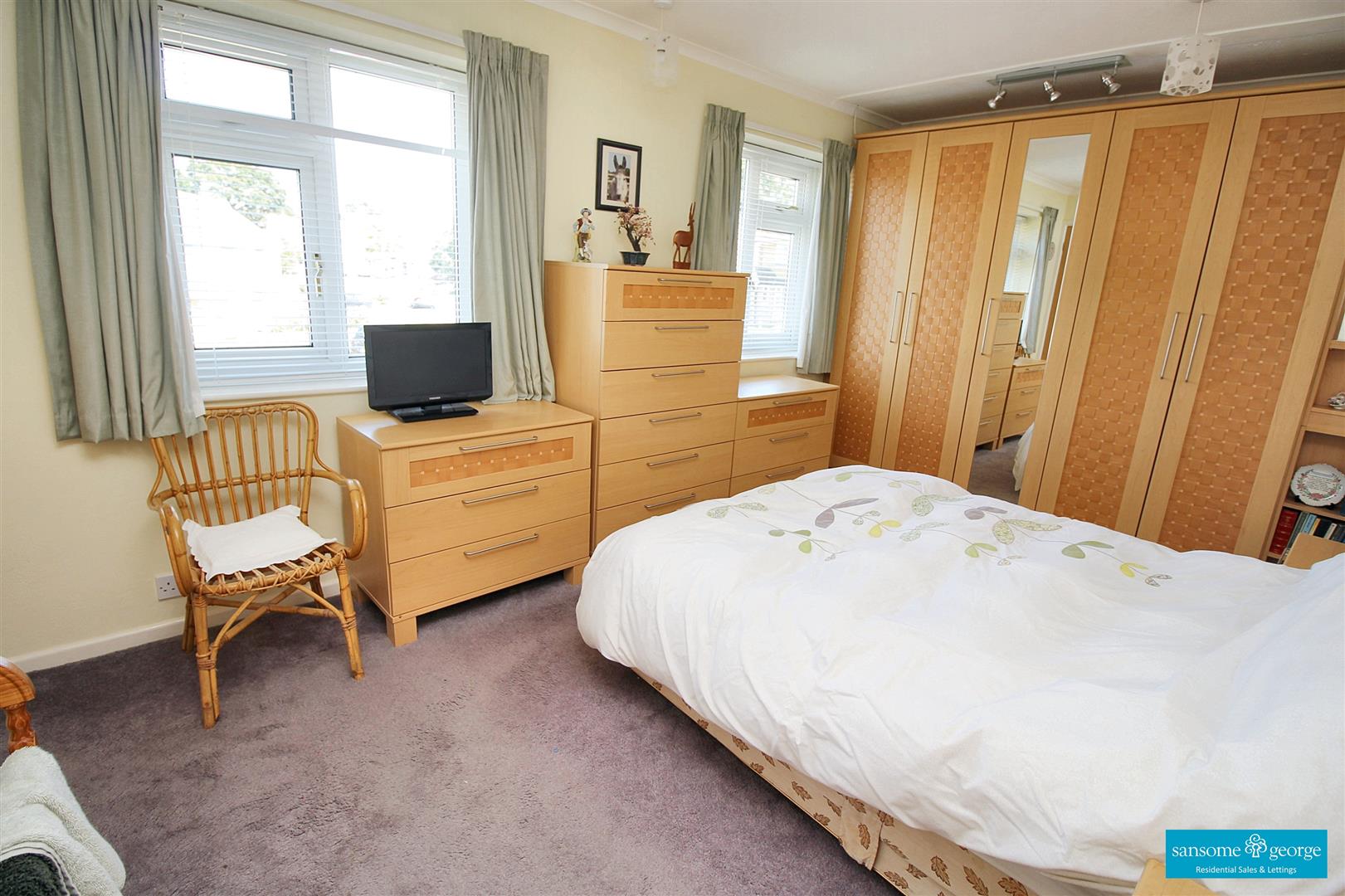 Foxcombe Drive, Tilehurst, Reading